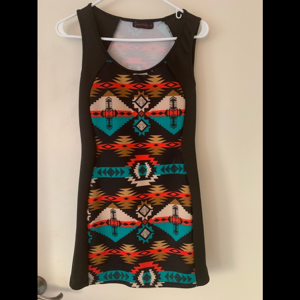Trendy tight fit dress / New without tags